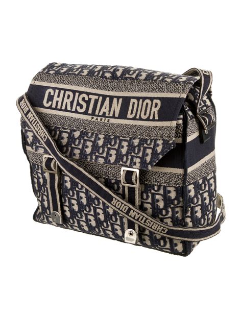 dior bags crossbody|dior messenger bag men's.